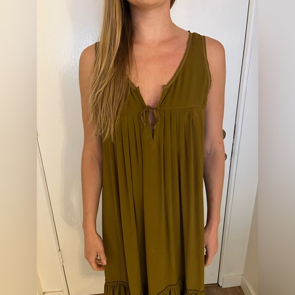 Wilfred Dresses & Skirts - Aritzia Wilfred Peasant Dress